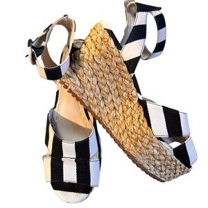 Alice + Olivia Roberta Wedding Size 37 M Black White Stripe Wedge Platform EUC